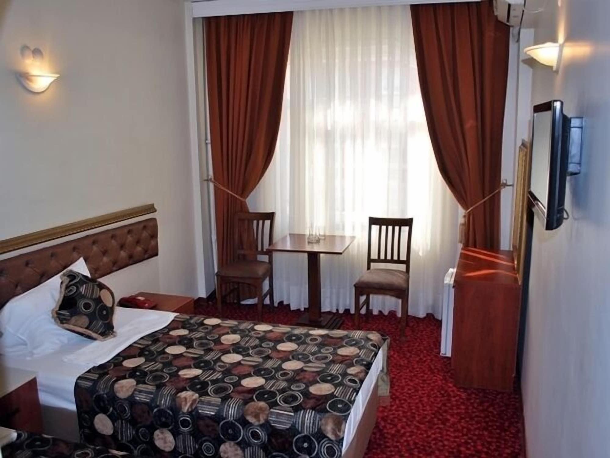 Topkapi Sabena Hotel Истанбул Екстериор снимка