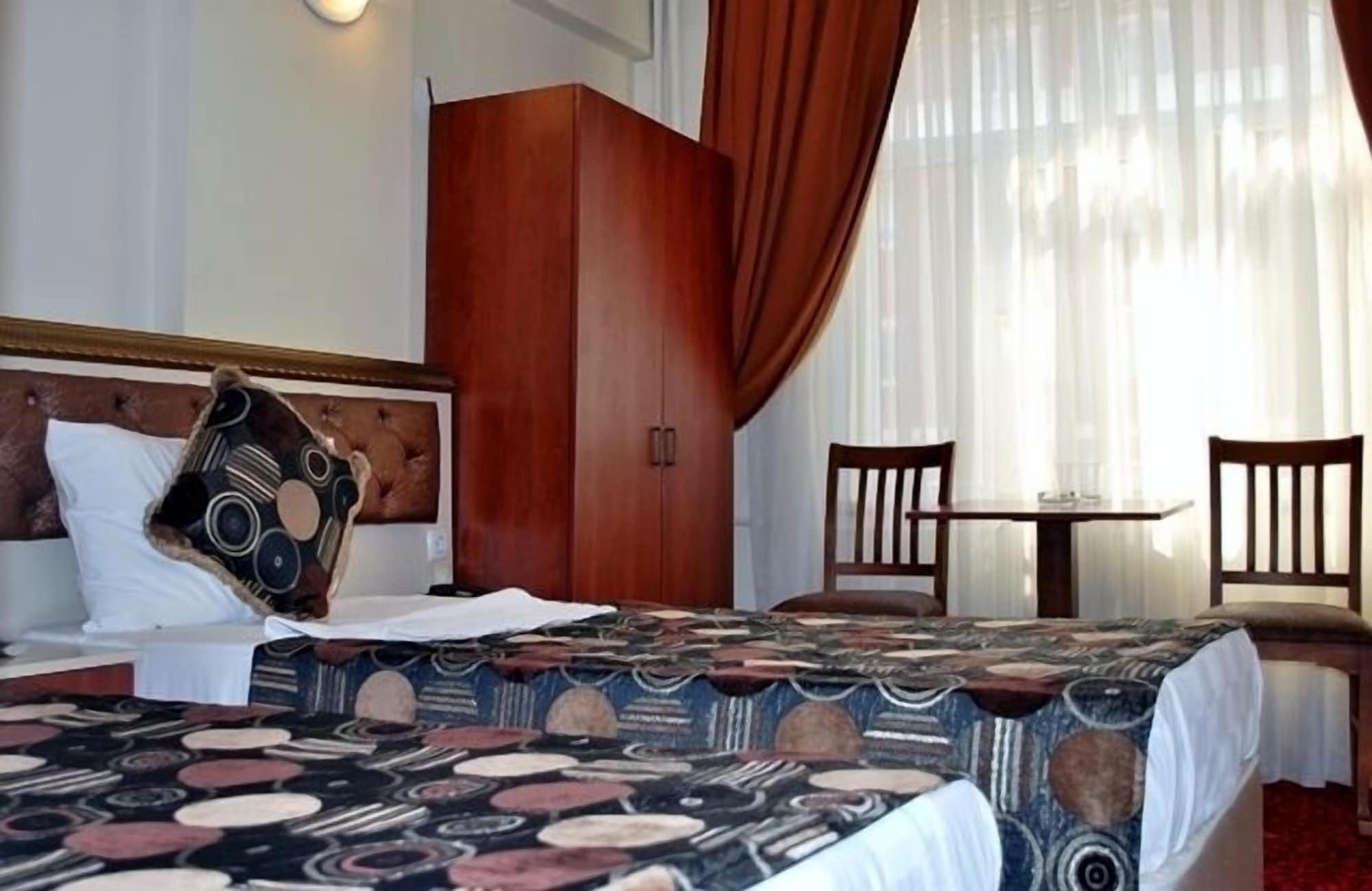 Topkapi Sabena Hotel Истанбул Екстериор снимка