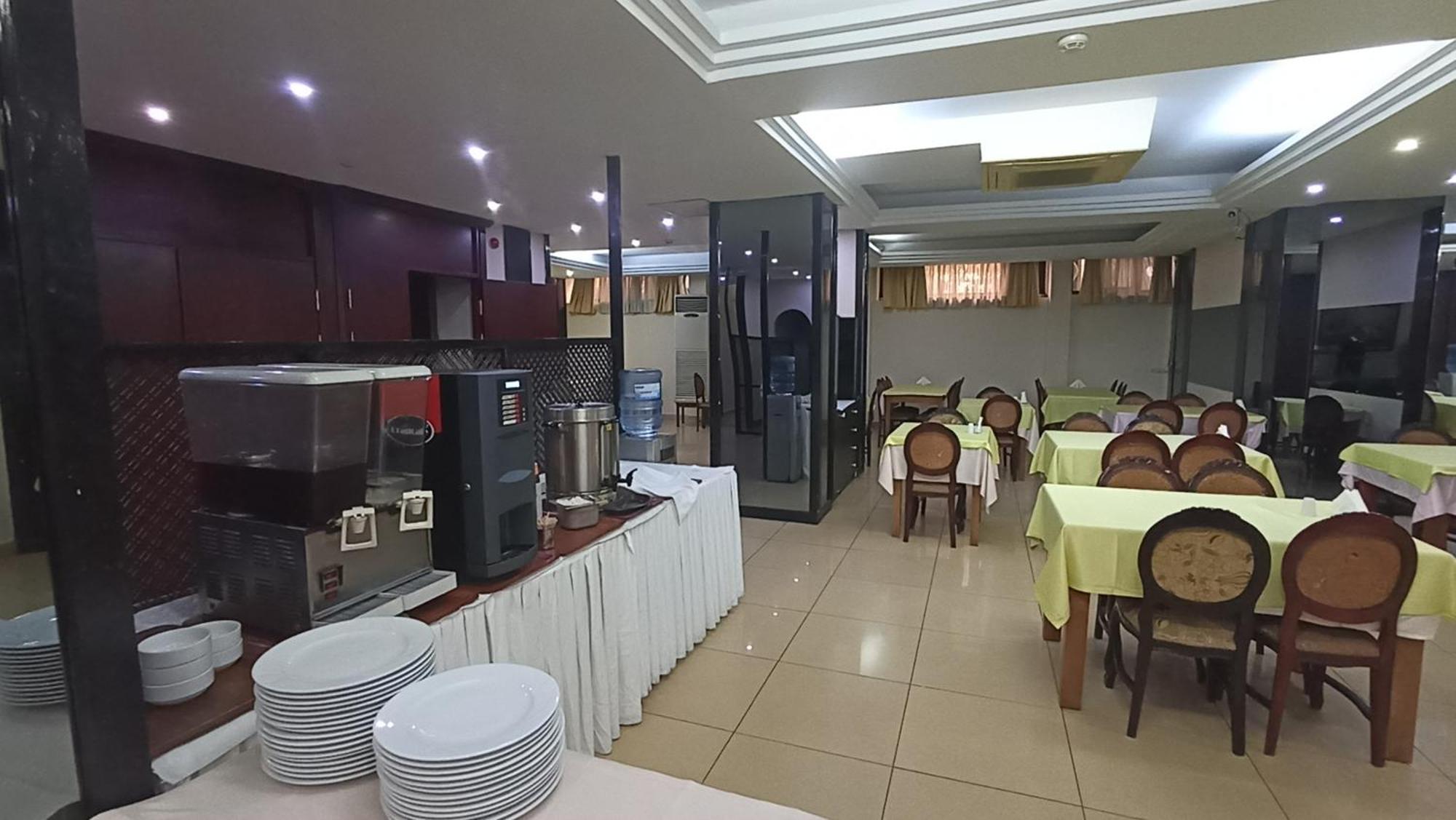 Topkapi Sabena Hotel Истанбул Екстериор снимка
